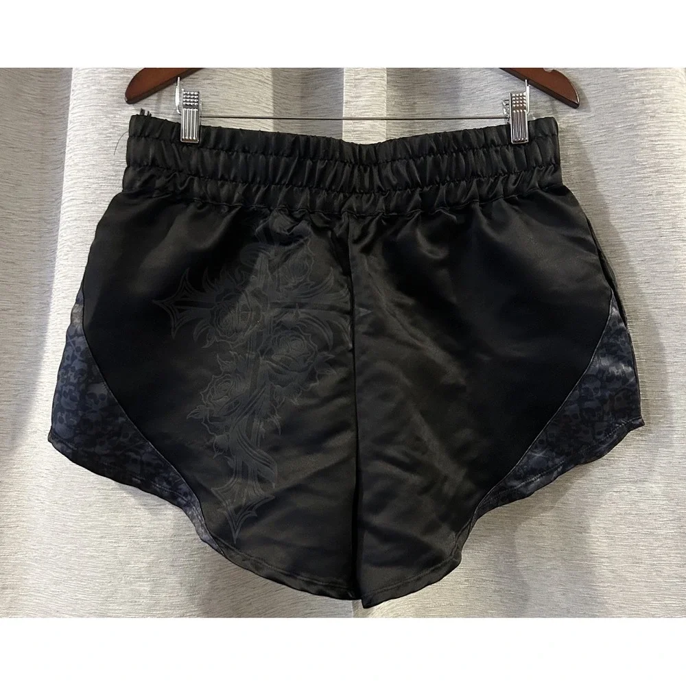 Social Collision Do Or Die Activewear Shorts Size XL‎